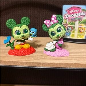 Disney Doorables Mickey & Minnie. In Full Bloom